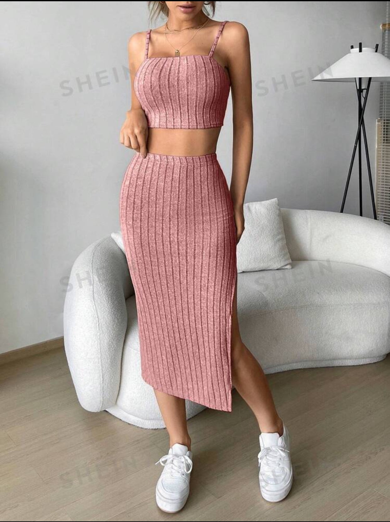 Conjunto de falta y top canale