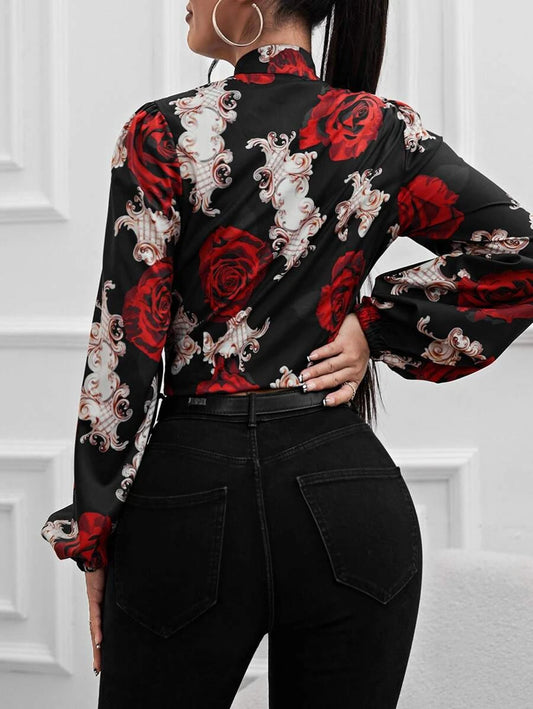 Blusa con estampado floral